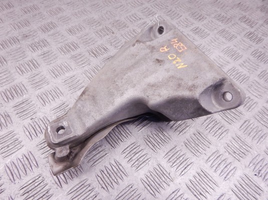 Кронштейн двигателя BMW X1-series (E84) 22 11 6 785 698 Кронштейн двигателя BMW X1-series (E84) 22 11 6 785 698