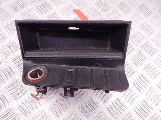 Пластик салона BMW 3-series (E36) 51 16 1 977 231