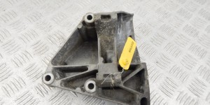 Кронштейн компрессора кондиционера BMW 5-series (E39) 64 55 1 432 237