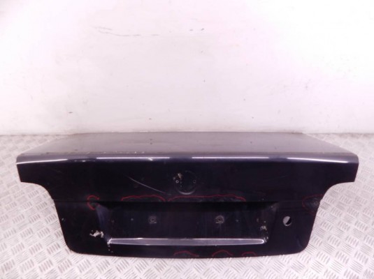 Крышка багажника (дверь 3-5) BMW 5-series (E39) 41 62 8 167 801
