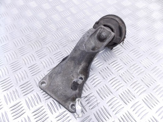 Кронштейн двигателя BMW 3-series (E46) 22 11 6 753 167