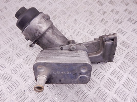 Корпус масляного фильтра BMW 3-series (E46) 11 42 7 787 698
