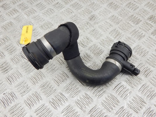 Патрубок радиатора BMW X5-series (E70) 17 12 7 537 108