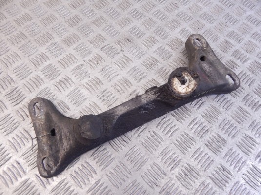 Кронштейн КПП BMW 3-series (E46) 22 31 1 094 684