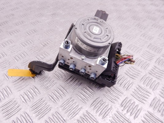 Блок ABS BMW 3-series (F30/31) 6861376 Блок ABS BMW 3-series (F30/31) 6861376