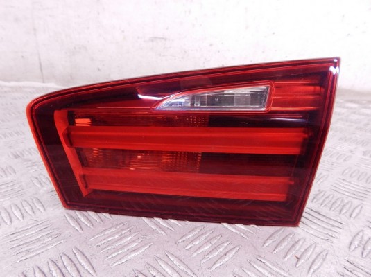 Фонарь крышки багажника правый BMW 5-series (F10/11) 63 21 7 203 228 Фонарь крышки багажника правый BMW 5-series (F10/11) 63 21 7 203 228