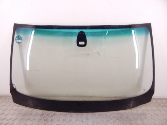 Стекло лобовое BMW 7-series (E65/66) 51 31 7 025 099