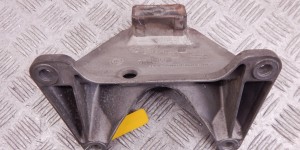 Кронштейн КПП BMW 6-series (E63/E64) 22 31 6 761 107