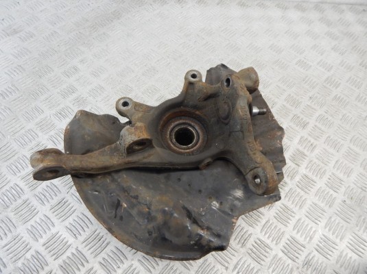 Ступица передняя правая BMW X5-series (E53) 31 21 6 761 576