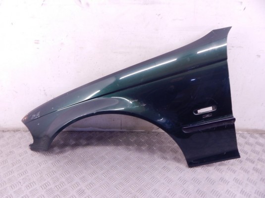 Крыло переднее левое BMW 3-series (E46) 41 35 8 240 405 Крыло переднее левое BMW 3-series (E46) 41 35 8 240 405