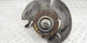Ступица передняя левая BMW 7-series (E38) 31 21 1 142 085