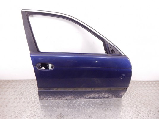 Дверь передняя правая BMW 5-series (E39) 41 51 8 216 818