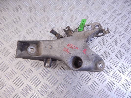 Кронштейн двигателя BMW X5-series (E70) 22 11 6 772 673