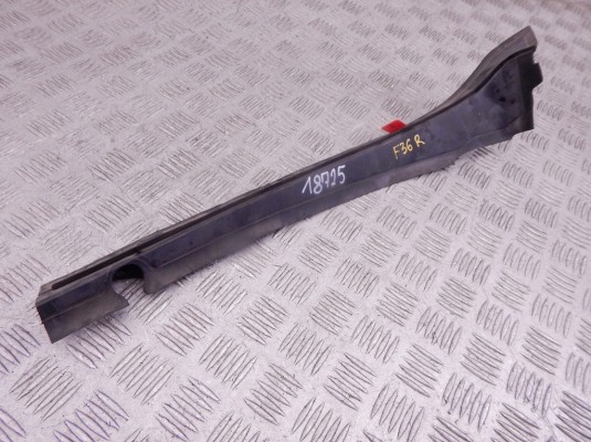 Уплотнитель крыла BMW 4-series (F32/33/36) 51 76 7 264 274 Уплотнитель крыла BMW 4-series (F32/33/36) 51 76 7 264 274