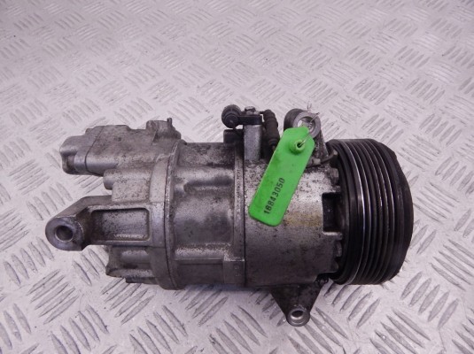 Компрессор кондиционера BMW 3-series (E46) 64 52 6 908 660