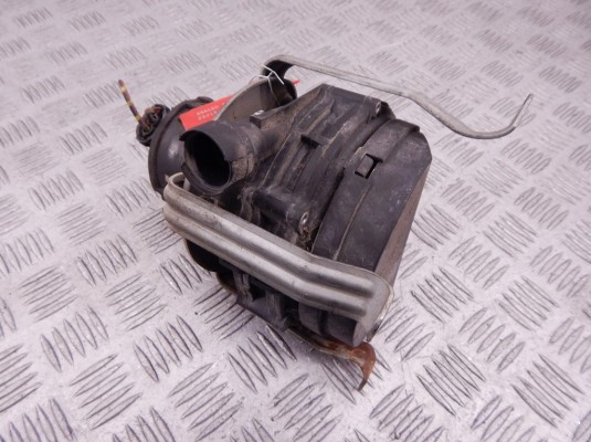 Насос продувки катализатора BMW 5-series (E39) 11 72 1 433 959 Насос продувки катализатора BMW 5-series (E39) 11 72 1 433 959