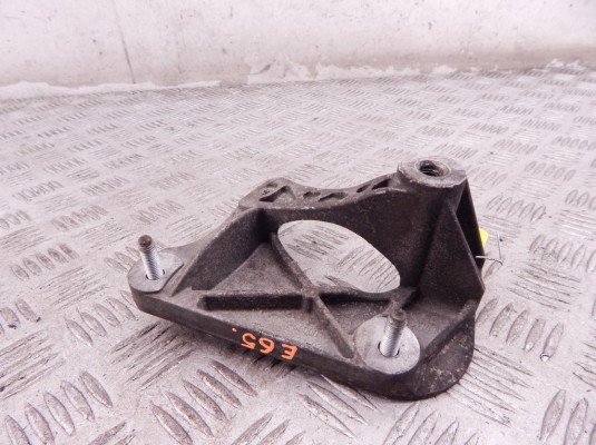 Кронштейн двигателя BMW 7-series (E65/66) 22 11 6 758 427 Кронштейн двигателя BMW 7-series (E65/66) 22 11 6 758 427