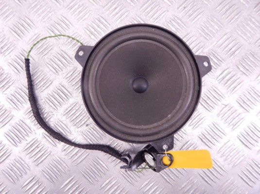 Динамик двери передней правой BMW 3-series (E46) 65 13 8 368 233