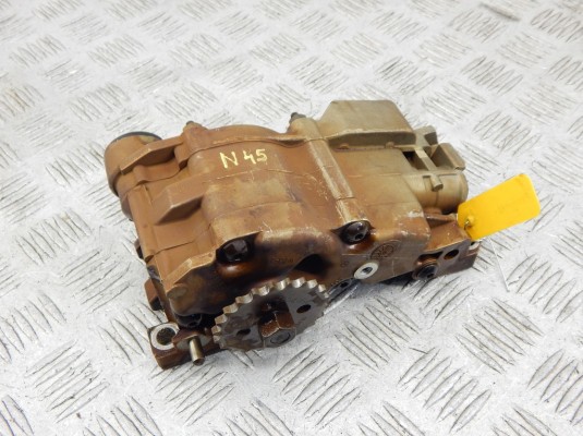 Насос масляный BMW 1-series (E87) 11 41 7 500 323 Насос масляный BMW 1-series (E87) 11 41 7 500 323