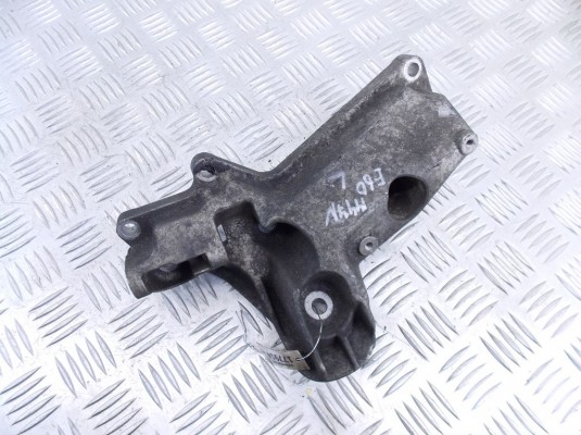 Кронштейн двигателя BMW 5-series (E60/61) 22 11 6 763 217