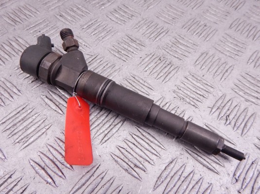 Форсунка BMW X5-series (E53) 13 53 7 785 984 Форсунка BMW X5-series (E53) 13 53 7 785 984