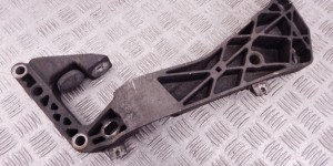 Кронштейн КПП BMW 3-series (E90/91/92) 22 31 6 769 281 Кронштейн КПП BMW 3-series (E90/91/92) 22 31 6 769 281