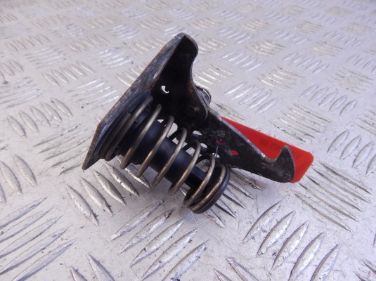 Крюк капота BMW 5-series (E60/61) 51 23 7 034 256