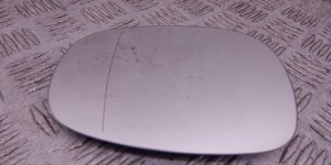 Стекло зеркала наружного левого BMW 3-series (E90/91/92) 51 16 7 252 893 Стекло зеркала наружного левого BMW 3-series (E90/91/92) 51 16 7 252 893