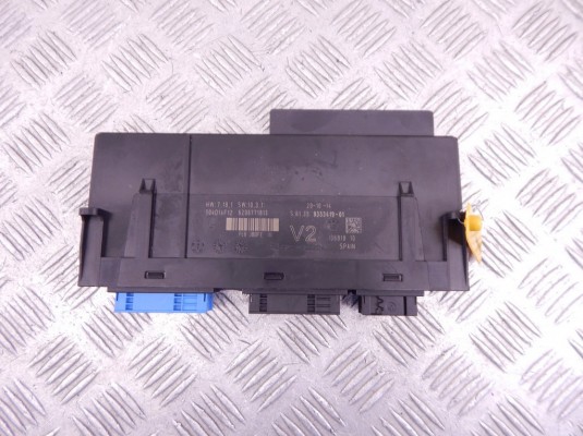 Блок комфорта BMW 5-series (F10/11) 61 35 9 353 419 Блок комфорта BMW 5-series (F10/11) 61 35 9 353 419