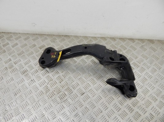 Кронштейн КПП BMW X3-series (E83)