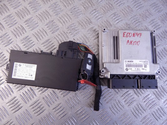 Блок управления двигателем BMW 5-series (E60/61) 13 61 7 811 700
