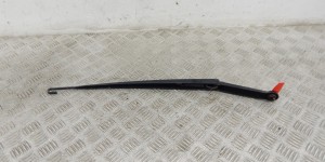 Щеткодержатель (поводок стеклоочистителя, дворник) BMW 3-series (E46) 61 61 7 007 128