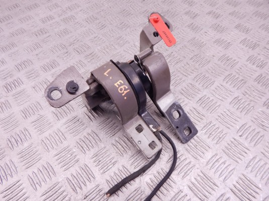 Петля крышки багажника BMW 5-series (E60/61) 41 62 7 210 667 Петля крышки багажника BMW 5-series (E60/61) 41 62 7 210 667