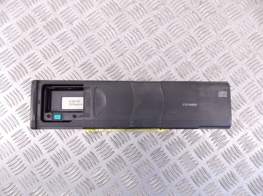 CD-чейнджер BMW 5-series (E39)