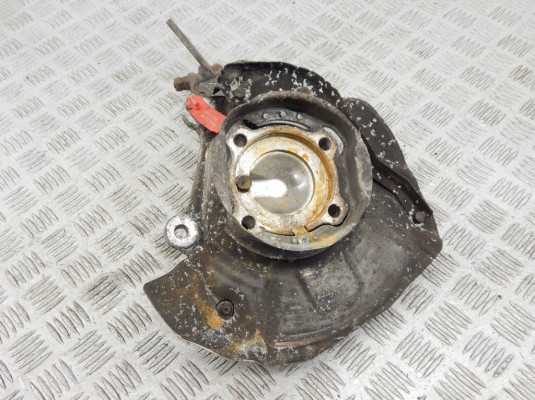 Ступица передняя правая BMW 5-series (E39) 31 21 1 092 854