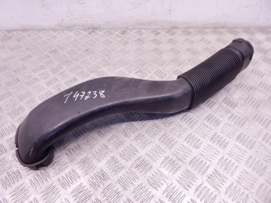 Патрубок воздушного фильтра BMW X5-series (E70) 13 71 7 798 341