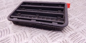 Решетка вентиляции кузова BMW 5-series (E39) 64 22 8 391 346 Решетка вентиляции кузова BMW 5-series (E39) 64 22 8 391 346