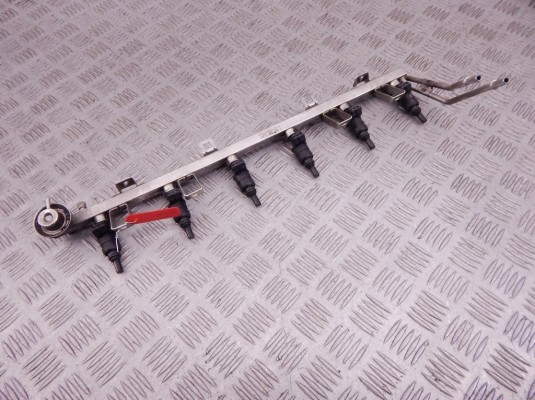 Форсунка BMW 5-series (E39) 13 64 1 427 240