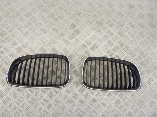 Решетка радиатора BMW 1-series (E87)