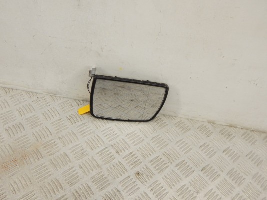 Стекло зеркала наружного левого BMW X5-series (E53) Стекло зеркала наружного левого BMW X5-series (E53)