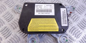 Подушка безопасности боковая (в дверь) передняя правая BMW 3-series (E36) 72 12 8 237 537 Подушка безопасности боковая (в дверь) передняя правая BMW 3-series (E36) 72 12 8 237 537