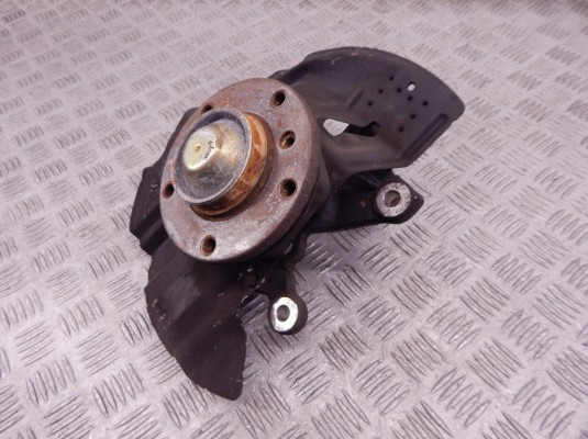 Ступица передняя левая BMW 3-series (E46) 31 21 1 096 429