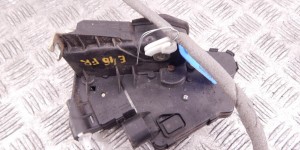 Замок двери передней правой BMW 3-series (E46) 51 21 7 011 244