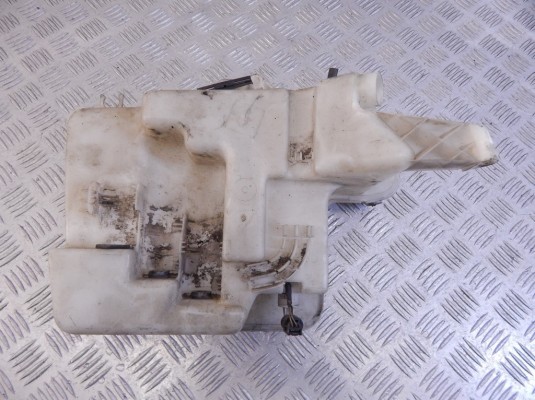 Бачок омывателя BMW 5-series (E60/61) 61 66 7 055 349