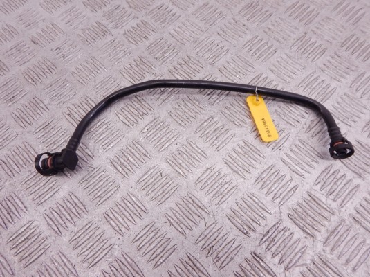 Патрубок вентиляции картера BMW 5-series (E60/61) 13 90 7 521 857