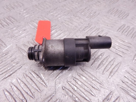 Датчик давления топлива BMW 1-series (E87) 13 51 7 797 875