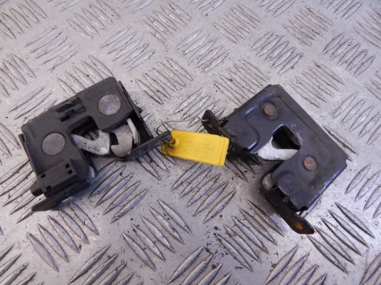 Замок капота BMW 5-series (E60/61) 51 23 7 008 755