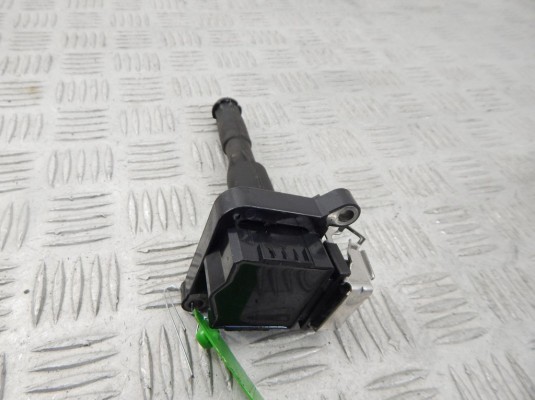 Катушка зажигания BMW 5-series (E39) Катушка зажигания BMW 5-series (E39)