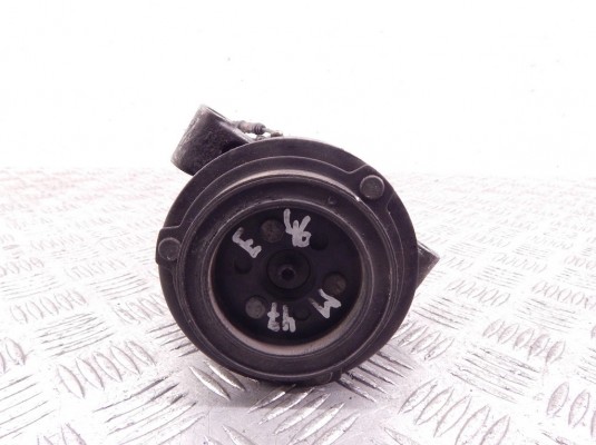 Компрессор кондиционера BMW 3-series (E46) 64 52 8 386 650