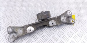 Кронштейн КПП BMW 5-series (E39) 22 32 1 092 477